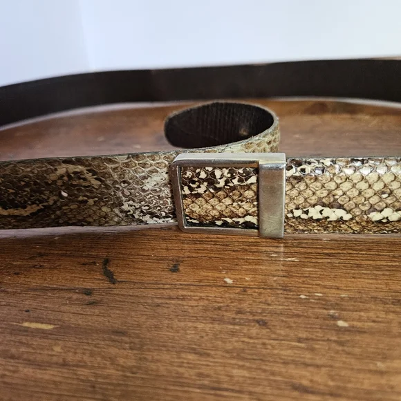 Vintage Vibora Snakeskin Belt With Metal Buckle - Picture 5 of 6